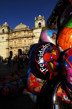 Oaxaca balloons