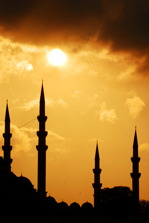 Istambul skyline at sunset.