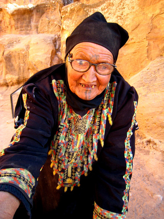 Almost blind sales lady along the Petra trail.