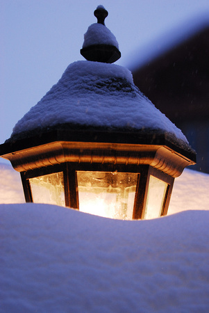 Yellow light Big White
